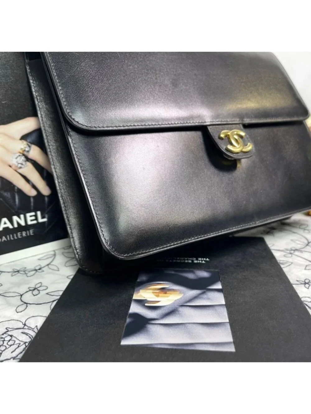 Chanel Vintage Chain Shoulder Bag